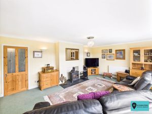 Living Room- click for photo gallery